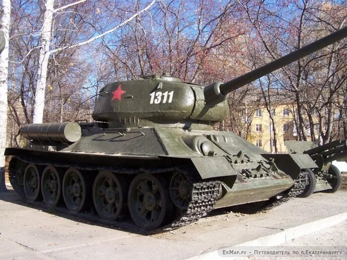 Купить танк в екатеринбурге у официального дилера. Танк памятник т34 85. Т34-85 танк Победы. Танк т 34 85 победный. Т 34 Свердловск.