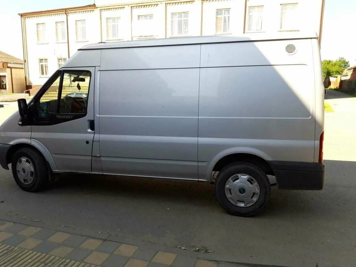 Купить форд цельнометаллический. Ford Transit фургон 2007. Форд Транзит 2007 цельнометаллический. Форд Транзит van 2007. Форд Транзит цельнометаллический 2008 г.