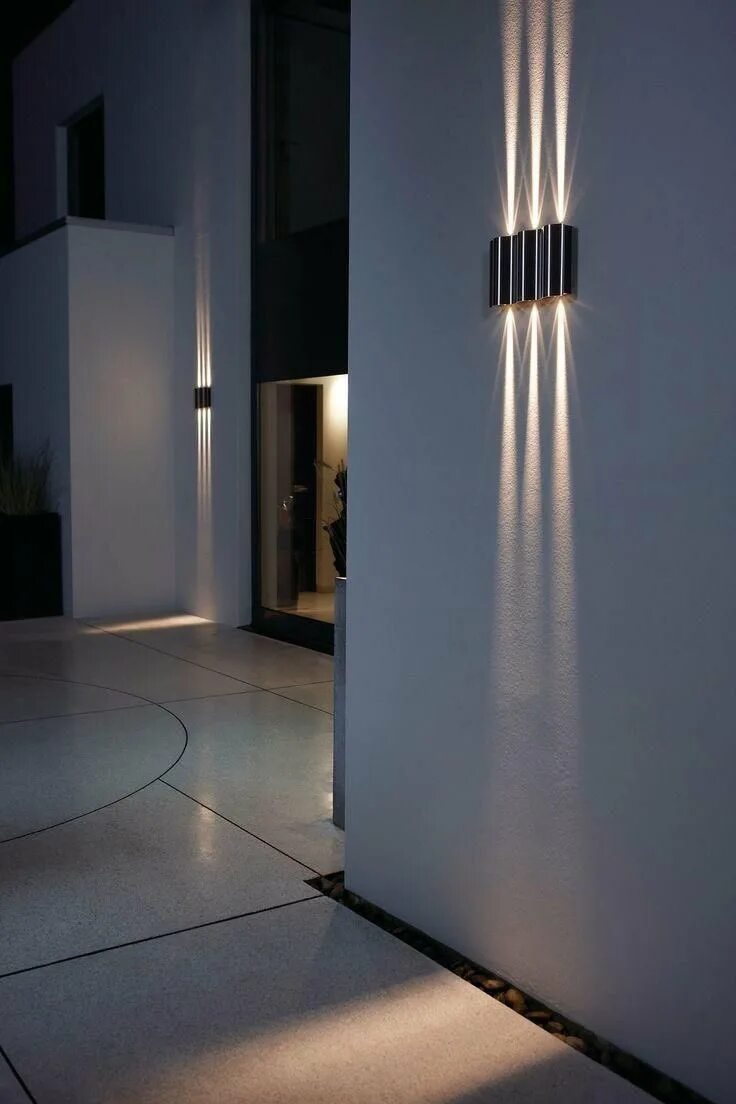 Освещение снизу. Светодиодная подсветка в коридоре. Подсветка стены. Светодиодная подсветка на стене. Светильники в коридор.