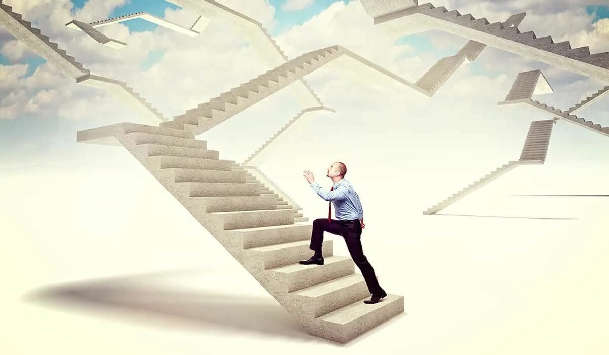 Вам нужно подняться по лестнице. Человек на лестнице. Лестница жизни. Стремление к достижению цели. Лестница в будущее.