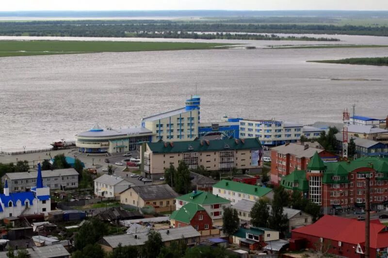 Ипотечное ханты мансийск. Самарово Ханты-Мансийск. Пристань Самарово Ханты-Мансийск. Ханты Мансийск усамарова. Старый Ханты-Мансийск Самарово.