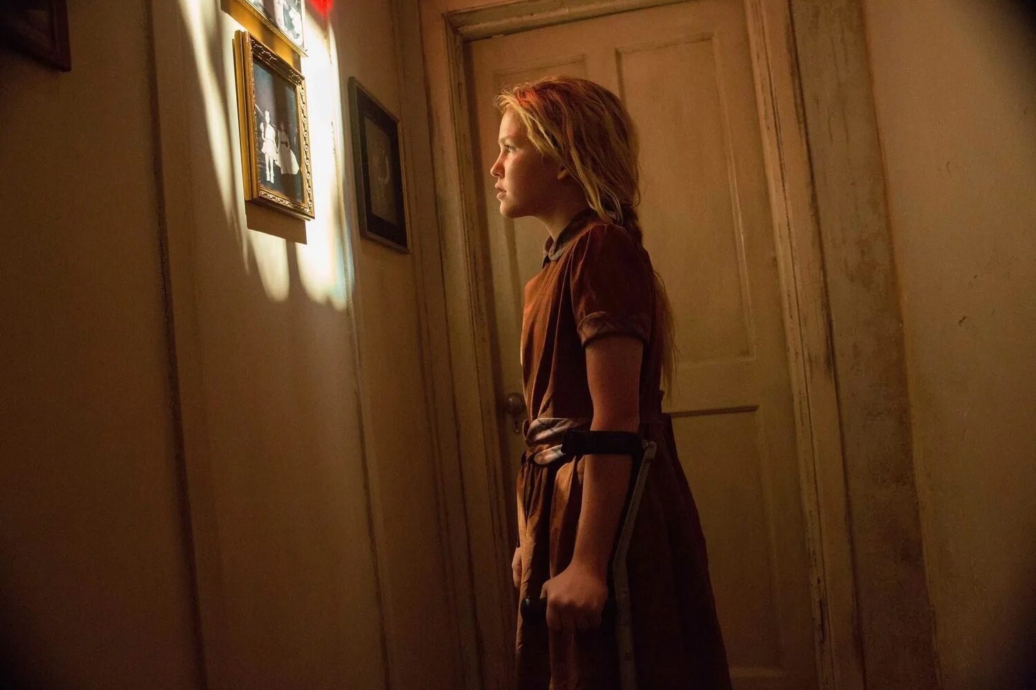 Аннабелль уоллис проклятие аннабель 2. Анабель 4 дата выхода. Анабель 4 дата выхода. Анабель 4 дата выхода. Проклятие аннабель фильм 2014.