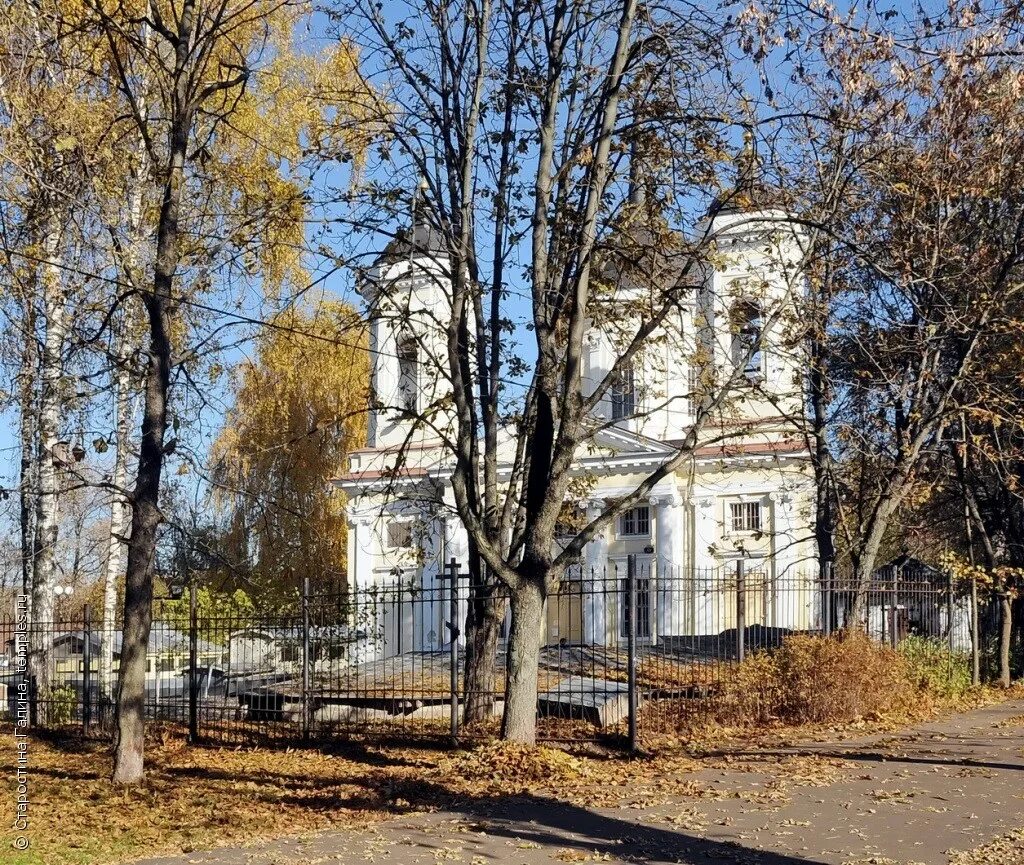Храм преображения в балашихе. Церковь преображения господня балашиха леоновское шоссе 2. Храм преображения господня (балашиха). Нарва преображенский собор. Церковь в пехра-яковлевское.