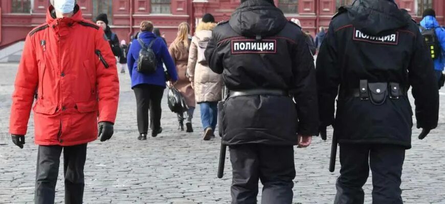 Карантин в москве последние. Карантин в москве. Карантин в москве. Карантин на вокзалах москвы. Карантин ограничения.