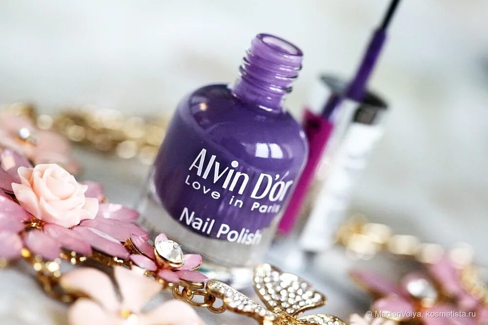 Нейл парис. Alvin d'or Love in Paris лак. Alvin d or духи 26. Лак для ногтей Alvin d'or Spa Argan Oil. Alvin d'or Love in Paris face concealer.