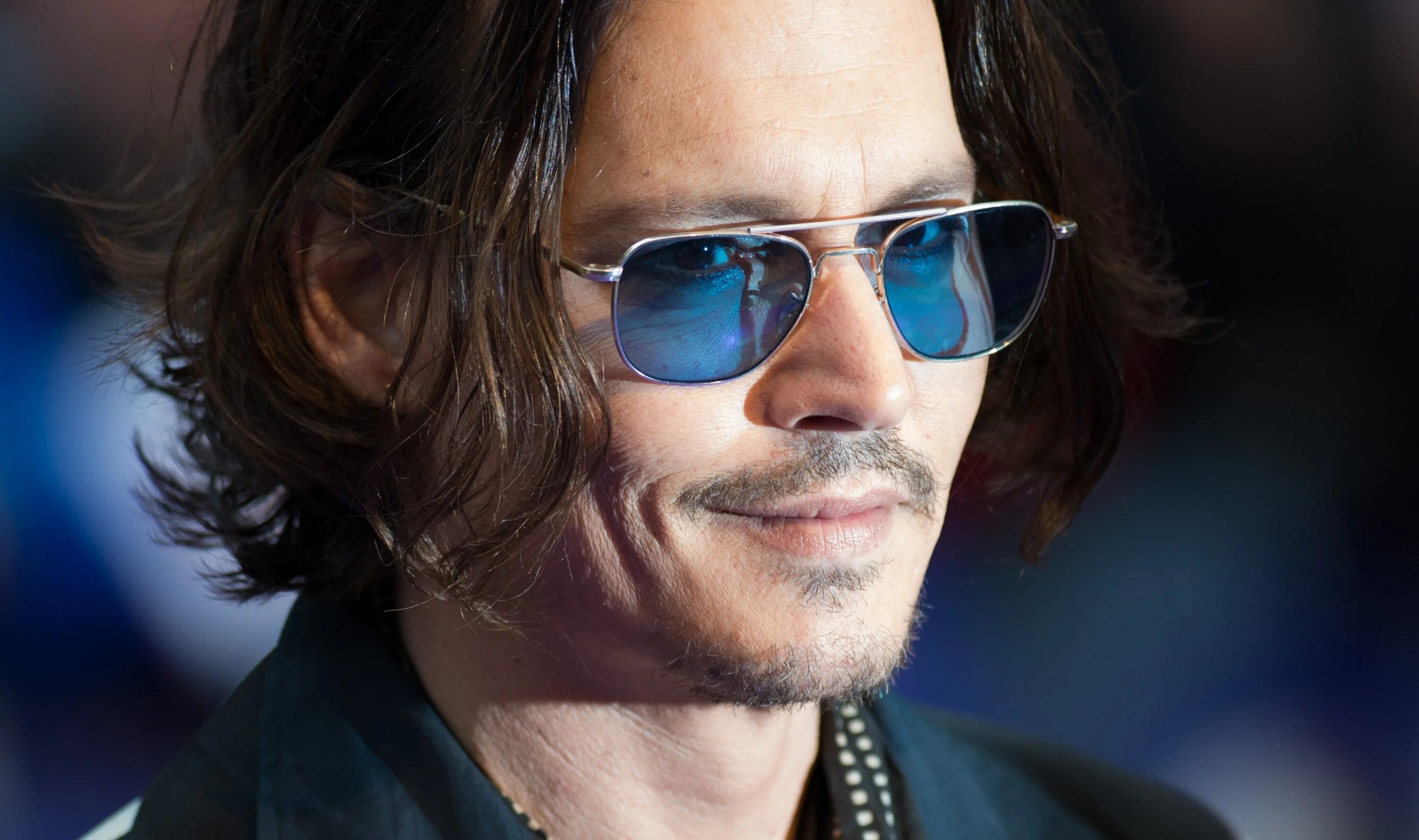 Найти по фотографии известных. Джонни Депп. Johnny Depp очки. Джонни Депп фото. Джонни Депп Лоок.