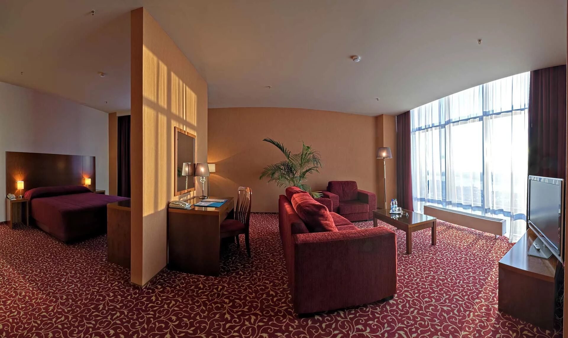 Отель в казани турецкий. Relita kazan hotel. Гостиница волга 2 казань. Гранд отель казань 4 звезды. Гостиница волга 2 казань.