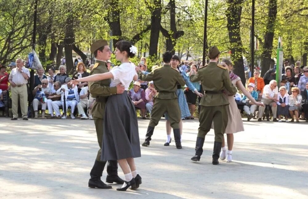 Военный вальс. Военные танцы. Вальс Победы. Танцы военных лет.