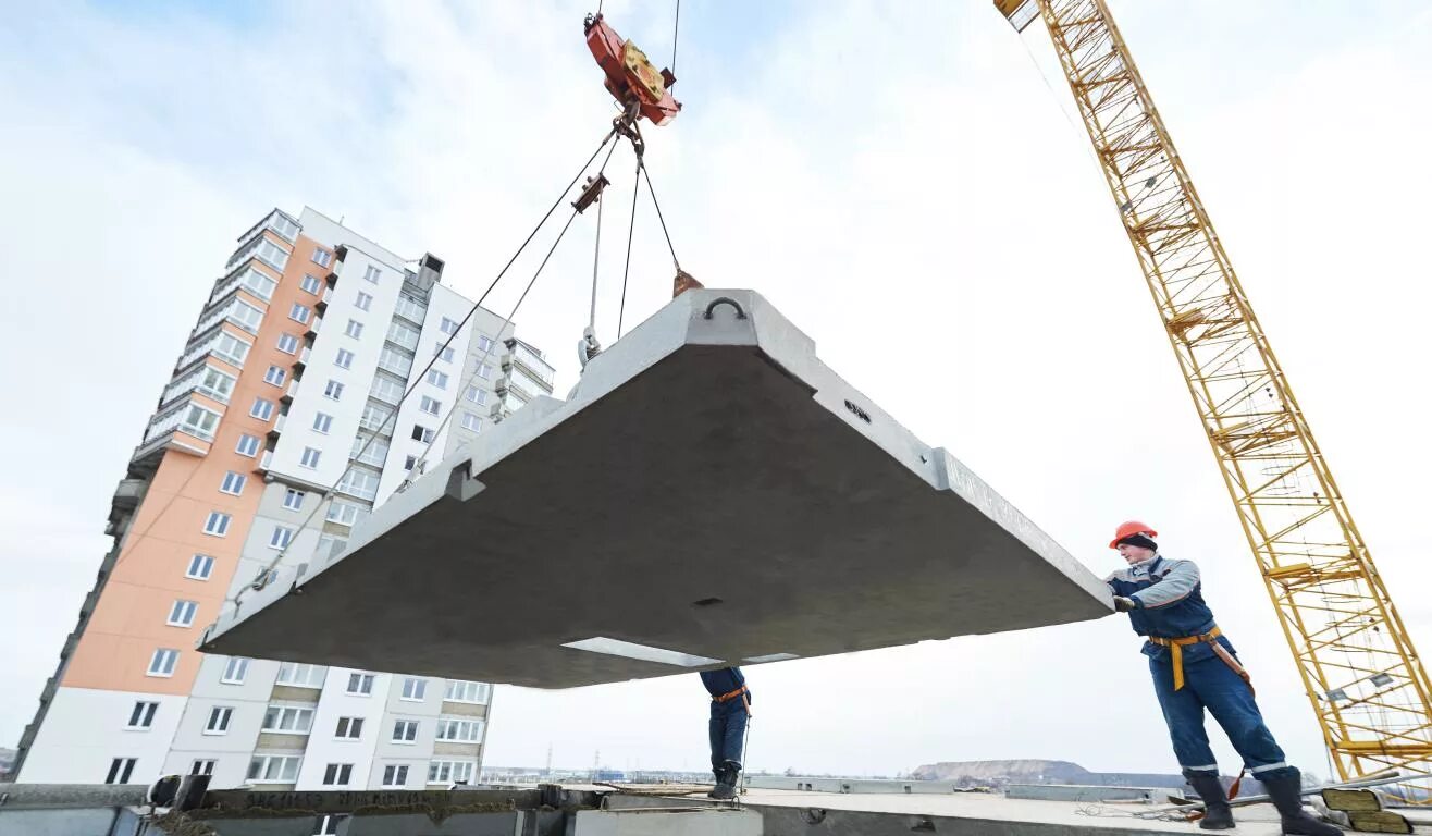 Панельное домостроение. Крупное панельное домостроение. Панельная стройка. Панельный дом стройка. Технология строительства москва