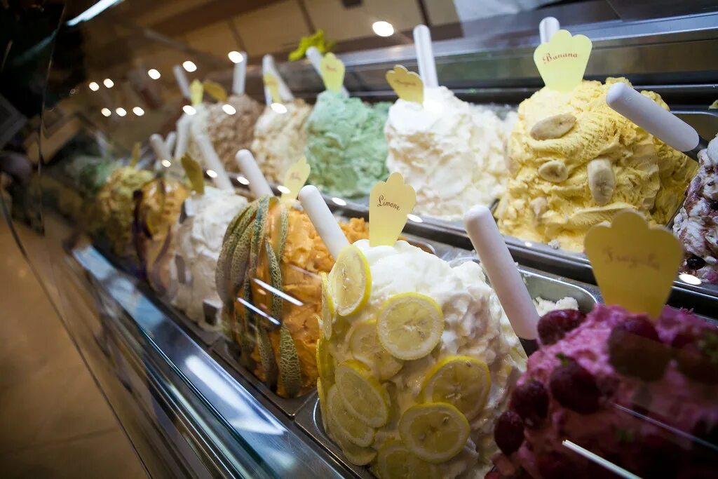 Итальянские кафе мороженое. Джелато gelato. Итальянские кафе мороженое. Итальянские кафе мороженое. Итальянское мороженое gelato.