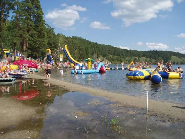 Миасс тургояк. Отдых с детьми в челябинской. Озеро увильды курорт. База отдыха на озере тургояк челябинская область. Лагерь лесная застава челябинская область фото.