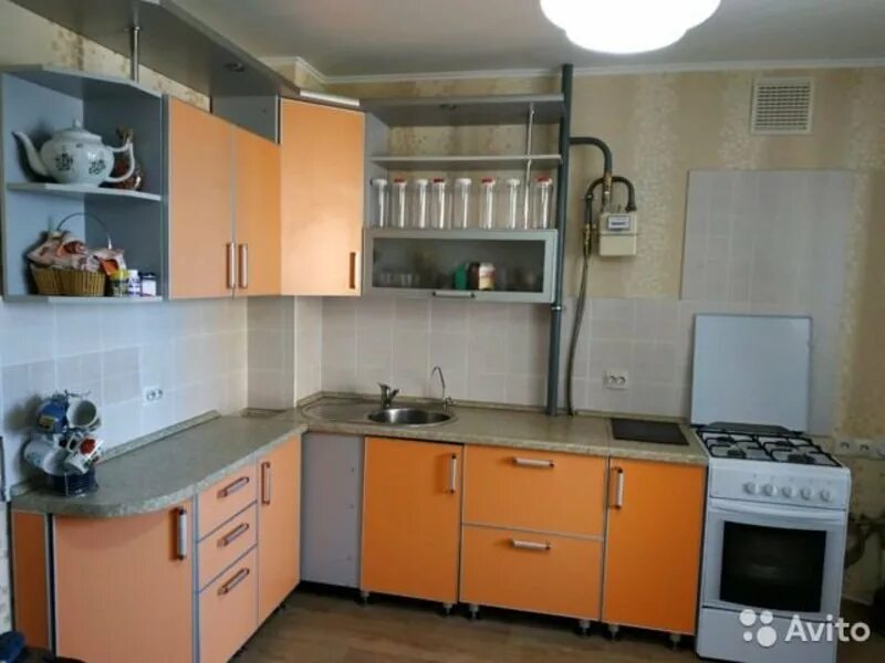 Чебоксары кухонный кухонный гарнитур. Кухонные гарнитуры в магазине будайка в чебоксарах. Встроенный кухонный гарнитур. Кухонная мебель. Чебоксарская фабрика кухни.