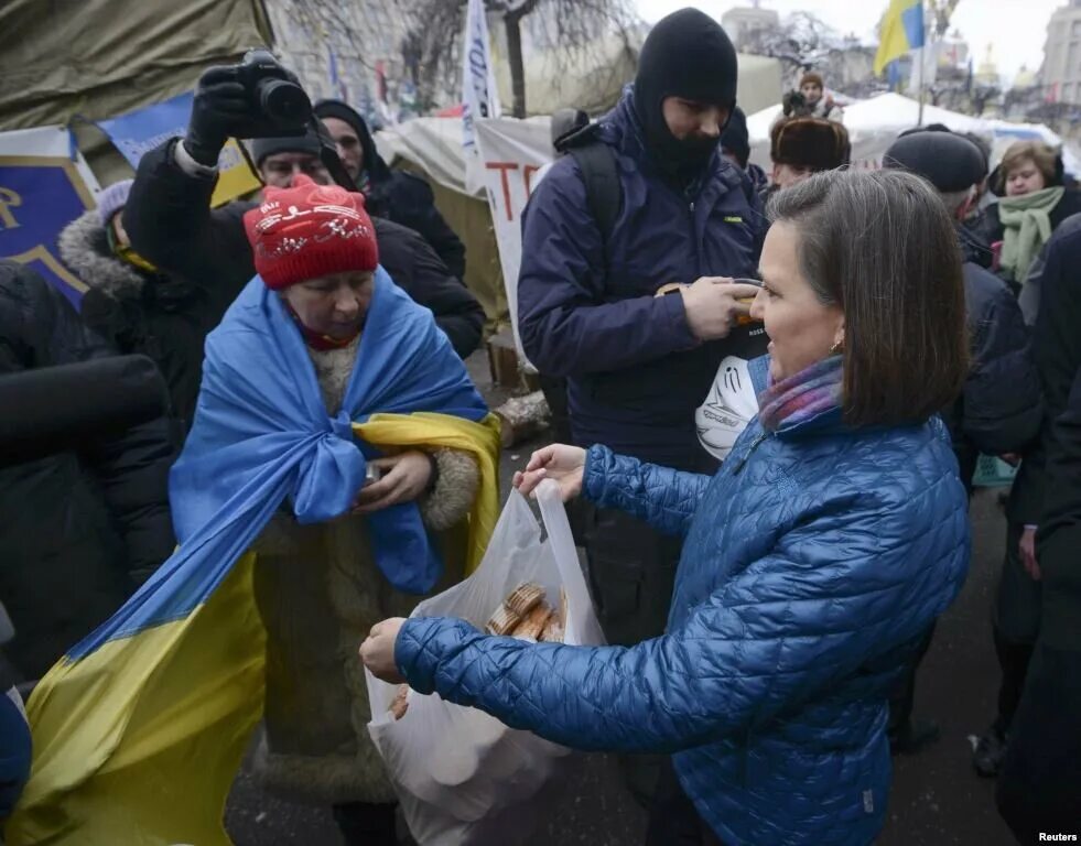 Кома майдане. Нуланд в Киеве 2014. Нуланд в Киеве.