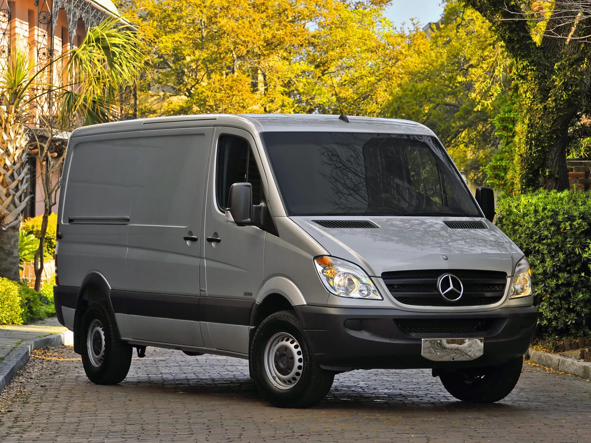 Мерседес Бенц Спринтер. Mercedes-Benz Sprinter 906. Мерседес бенсспринтер. Мерседесбенс Спринтер.