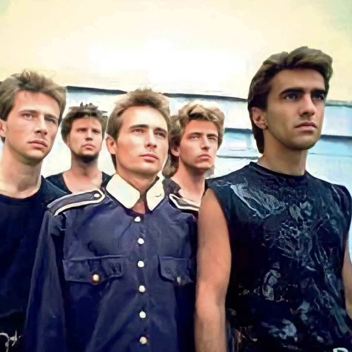 Нау старые. Наутилус помпилиус 1982. Наутилус помпилиус 1988. Нау старые. Нау старые.