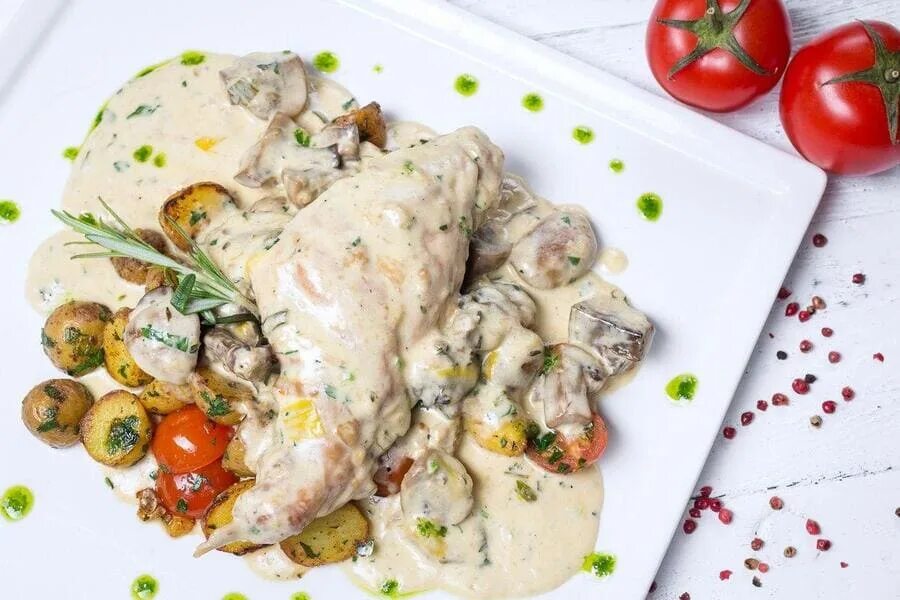 Creamy Mushroom, Spinach and Lentil Chicken Bake Ireland AM