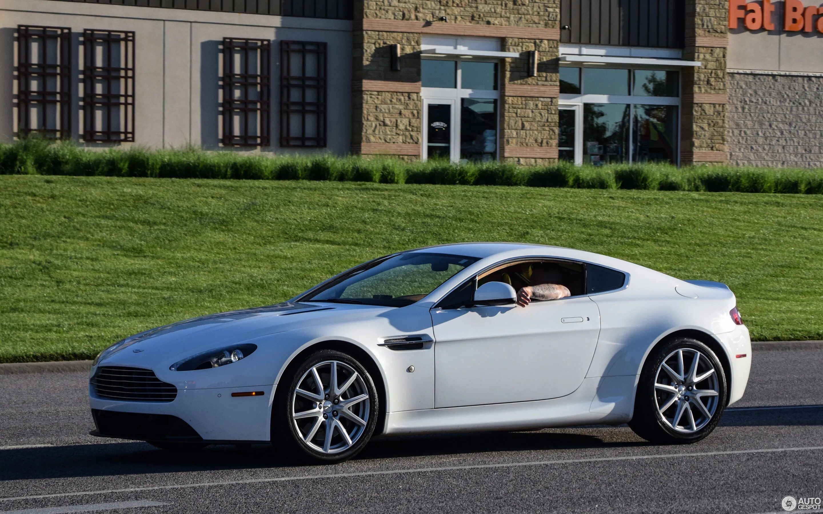 Aston martin v8 vantage. Aston Martin v8 Vantage s. Aston Martin v8 Vantage 2012. Aston Martin v8 Vantage 2008.