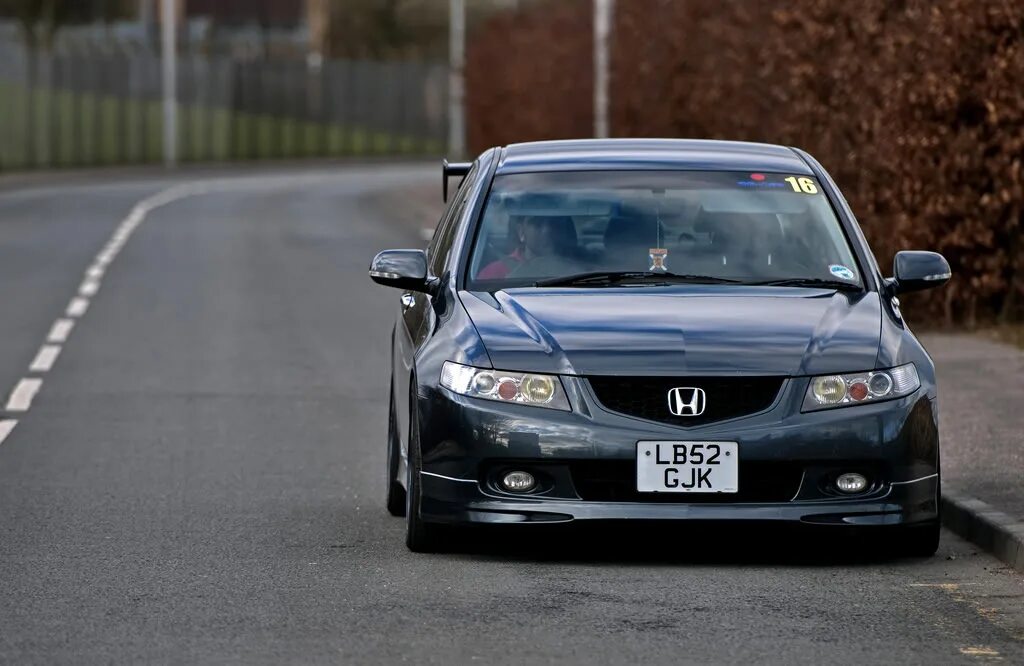 Honda accord cl9. Моторный отсек хонда аккорд 7. Honda accord cl9 2004. Аккорд 7 разобран. Honda accord 7 modulo.