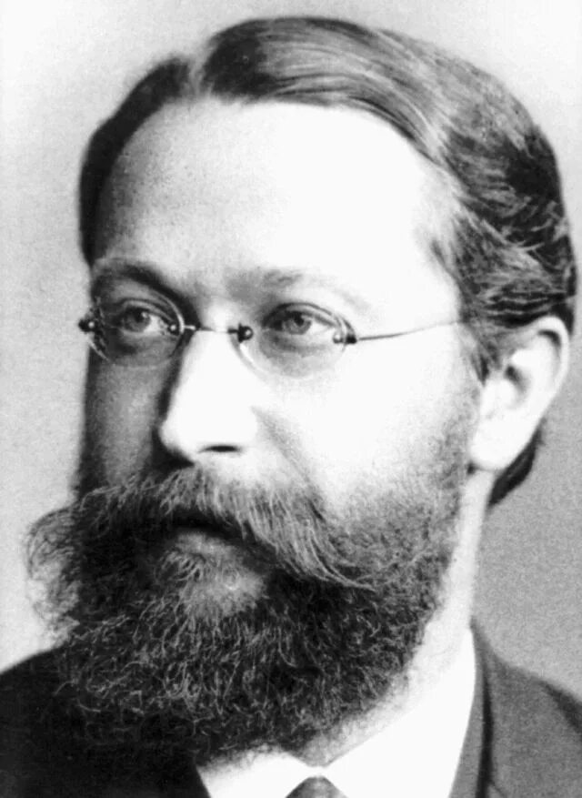 Karl e. Karl e