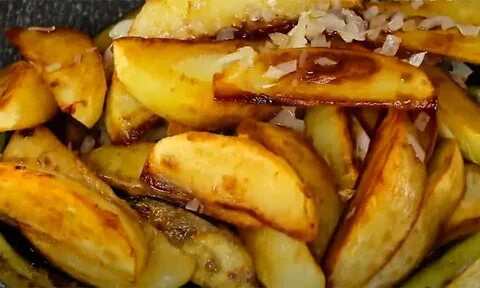 Картофель с мясом баклажанами