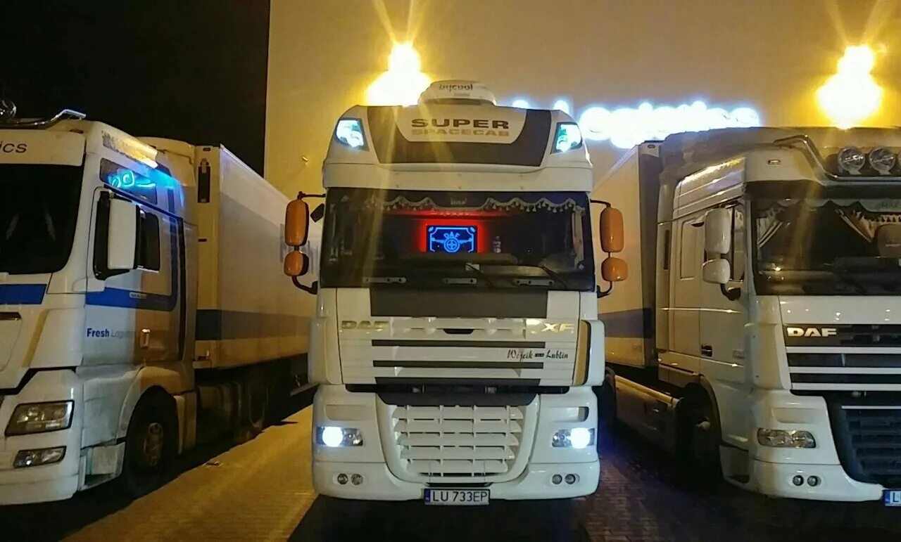 Газы даф 105. Даф 105 xf супер спейс. daf xf 105.460. daf xf 105.460 super space. daf xf 105 super space cab.