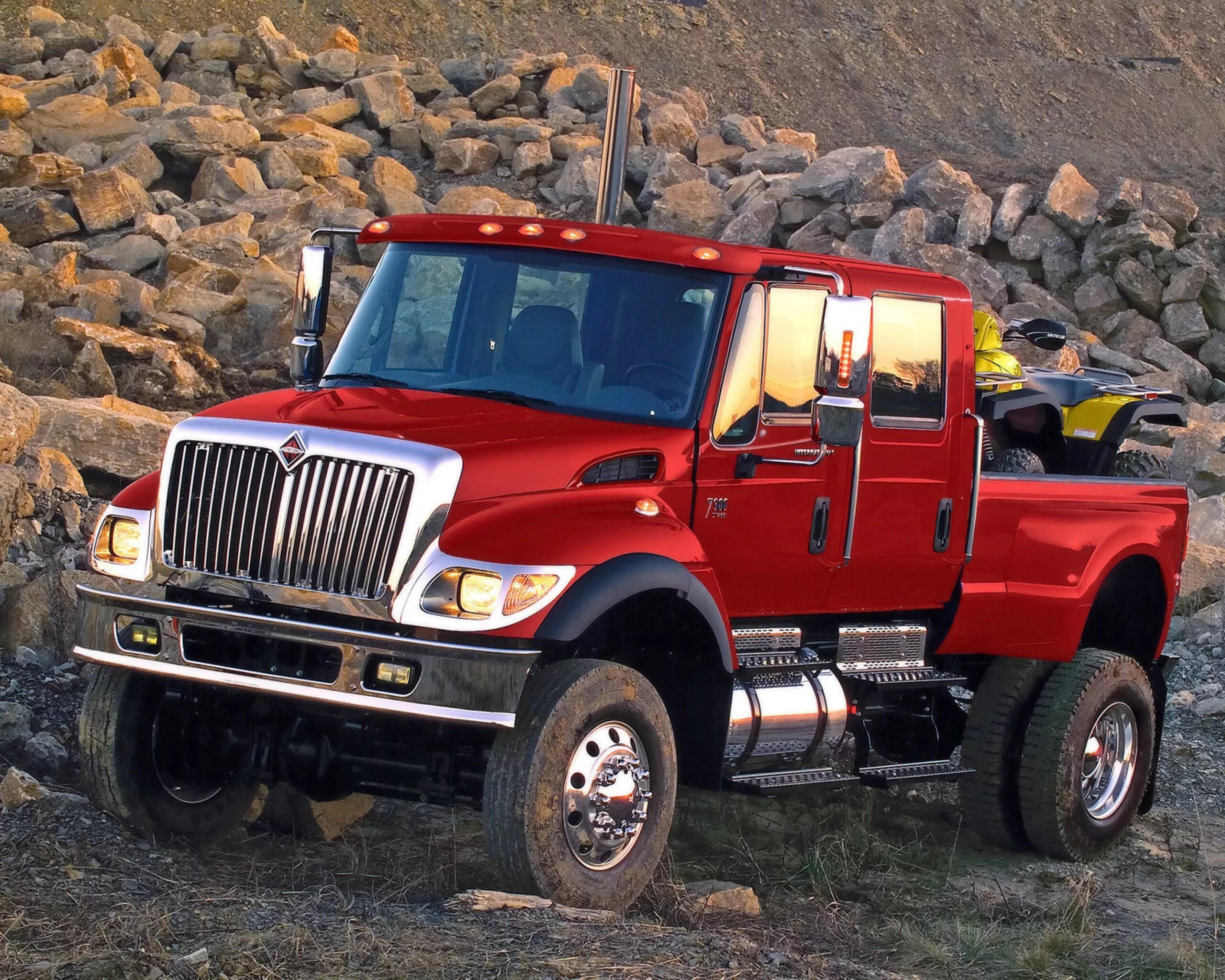 Капотный кузов. Грузовики International CXT. International CXT 2004 пикап. Navistar International 6x6. International 7300 CXT.