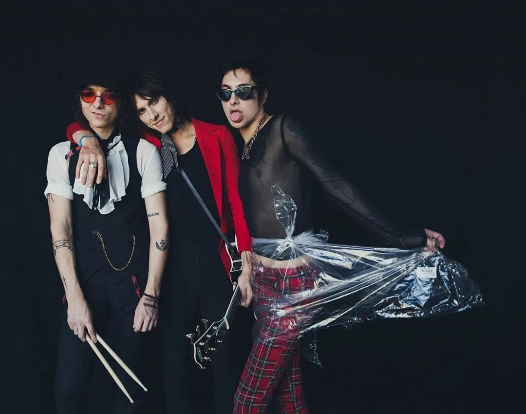 Palaye Royale. Пале рояль группа. Palaye Royale the Bastards. Palaye royale тексты