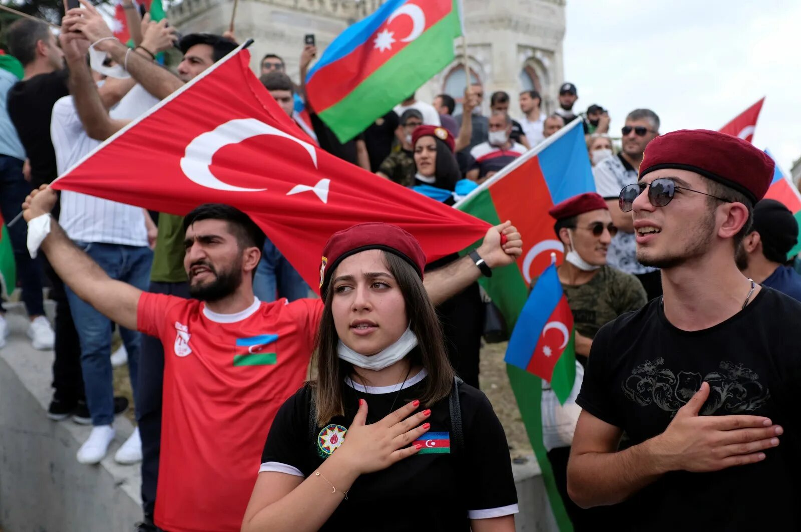 Азейбарджанцы. Азербайджанцы. Азербайджан люди. Азербайджанцы люди. Нация азербайджанцы.