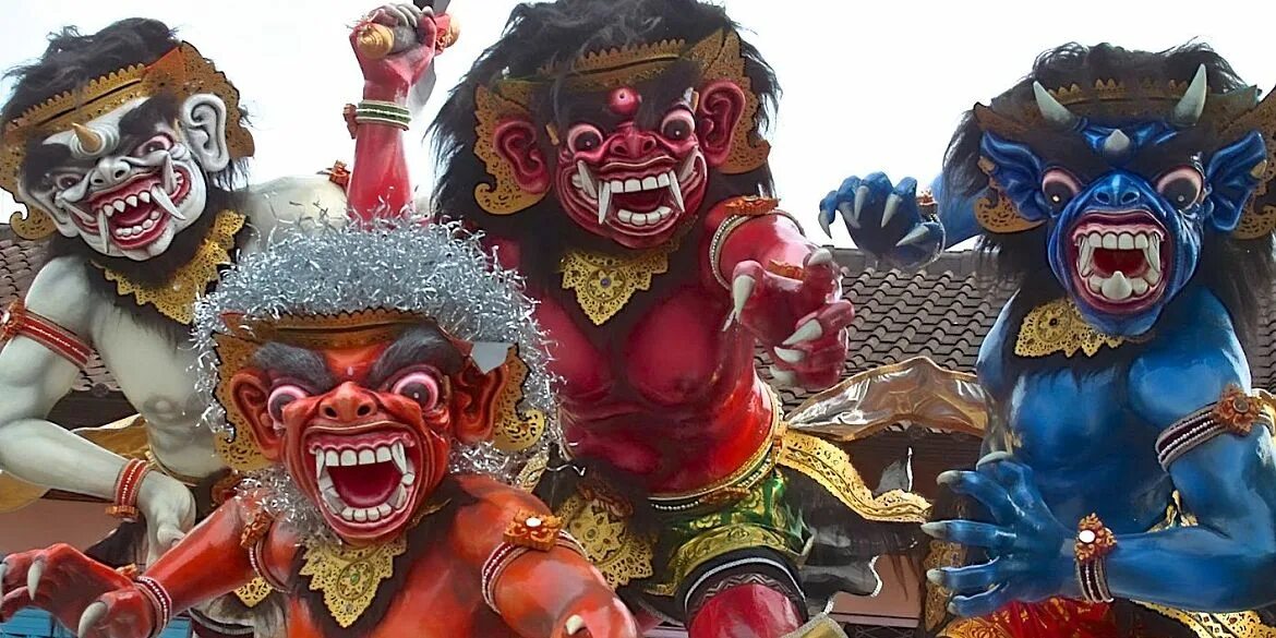 Парад ого ого. День тишины (Nyepi Day) - Бали. Ньепи на Бали. День Ньепи на Бали. Новый год в Индонезии.