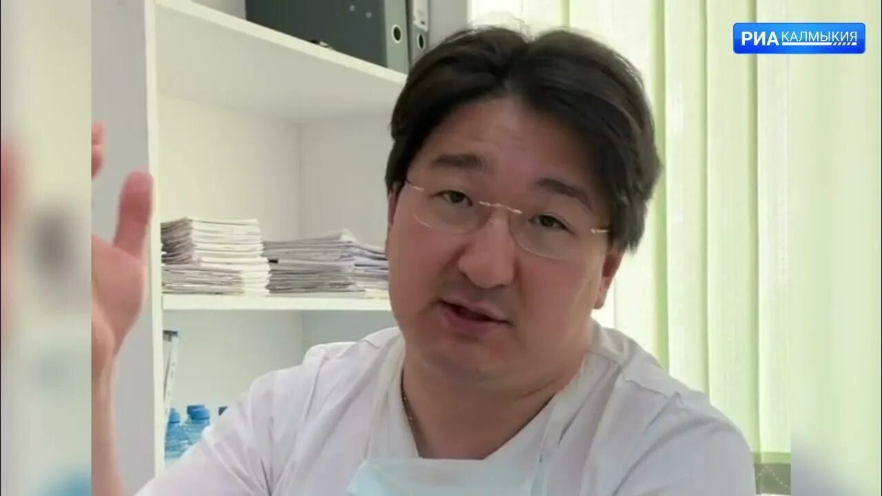 Башанкаев бадма николаевич депутат госдумы. Депутат госдумы башанкаев бадма. башанкаев эренджен николаевич. башанкаев эренджен николаевич калининград. бадма башанкаев хирург.