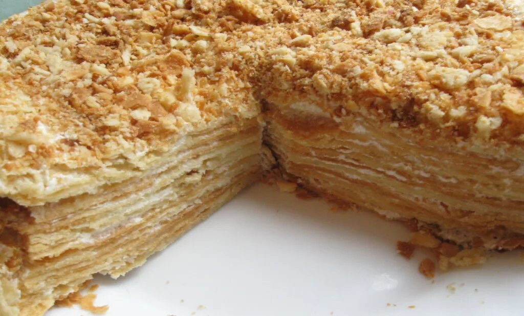 наполеон с миндалем. дуэт наполеоны. домашний наполеон на сковороде. песочный наполеон. торт наполеон на сковороде.