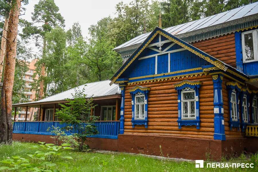 Дача ахуны пенза. Санаторий володарского пенза. Заброшеные дачи в ахунах пенза. Усадьба на дворянской пенза. Дача в ахунах пенза.