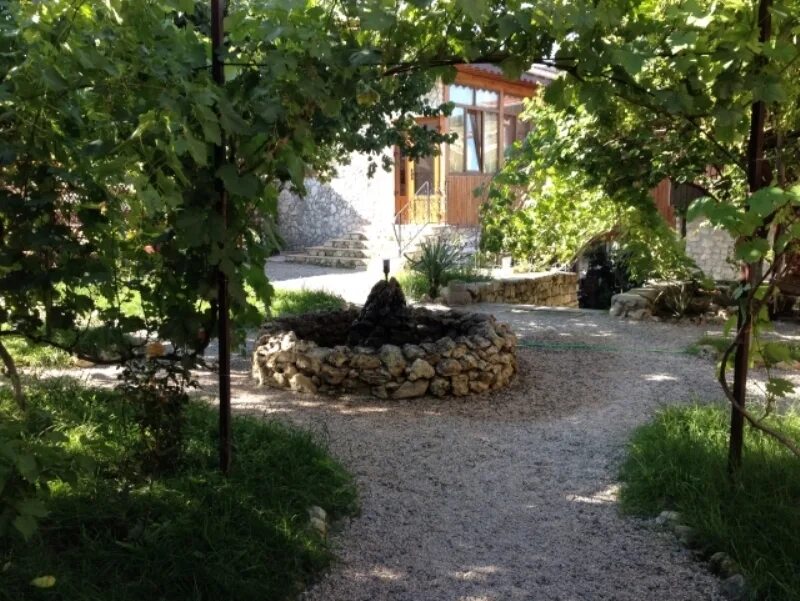 Алие бахчисарай. Alie ресторан бахчисарай. Алие гостевой дом в бахчисарае. Алие бахчисарай. Алие бахчисарай.