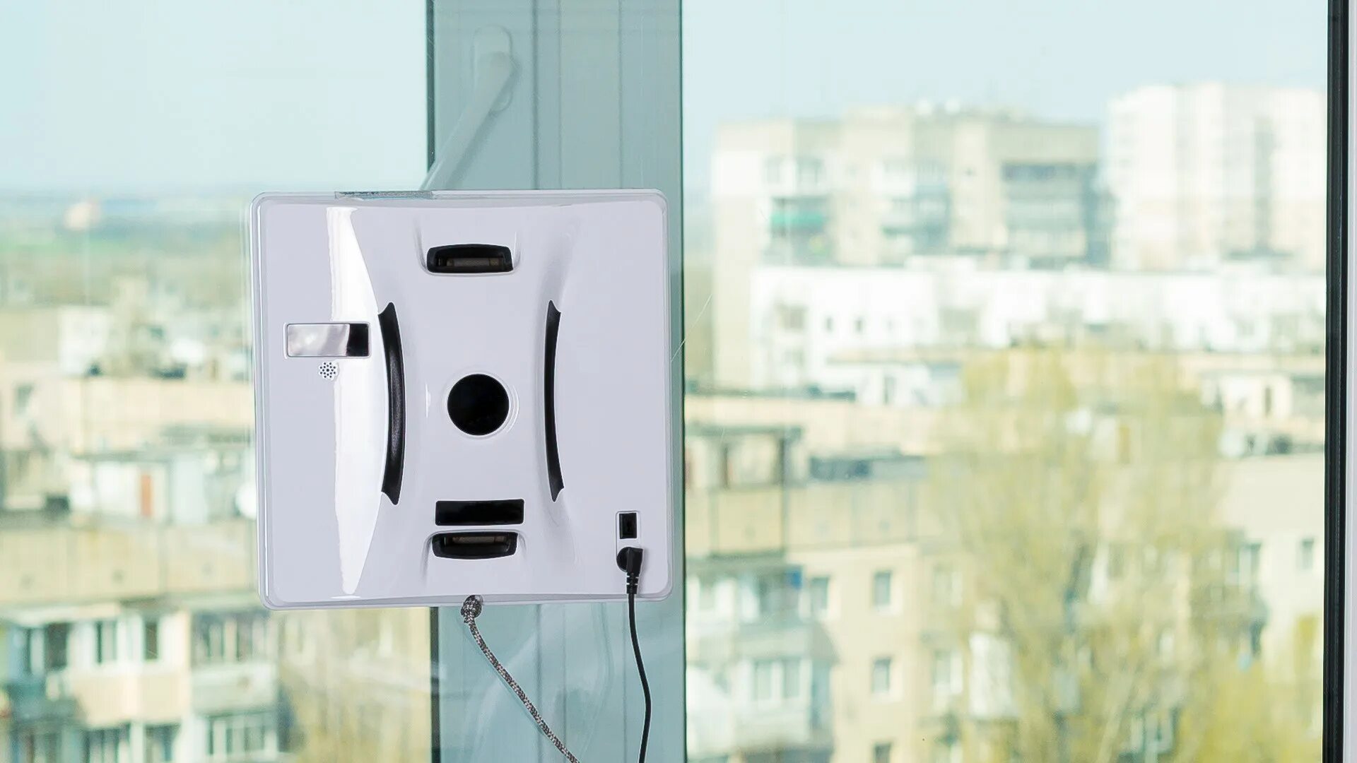 Робот мойщик окон с распылителем domashi ley. Робот мойщик окон даджет w100. робот мойщик окон топ 2023. робот мойщик окон conga. zorro робот мойщик окон.