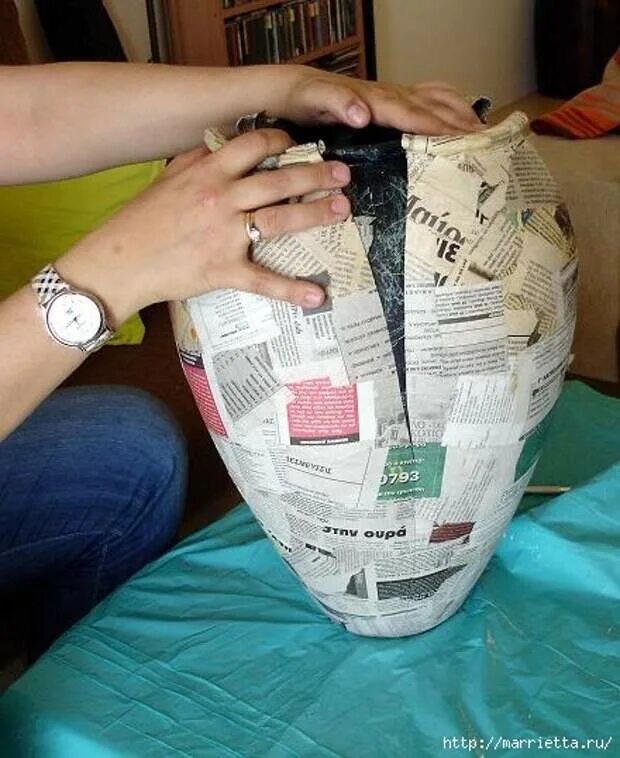 Техника изготовления папье маше. Папье моше моше. Фигуры из гипсового бинта. Как сделать папье маше руки. Как сделать папье маше руки.