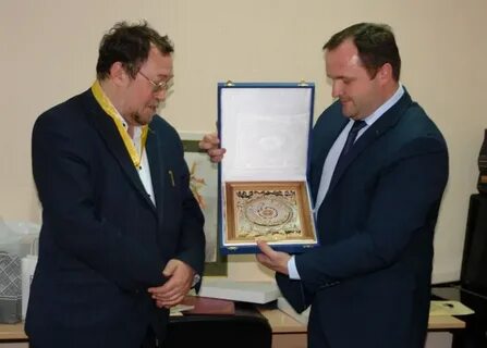 Коми нц уро ран