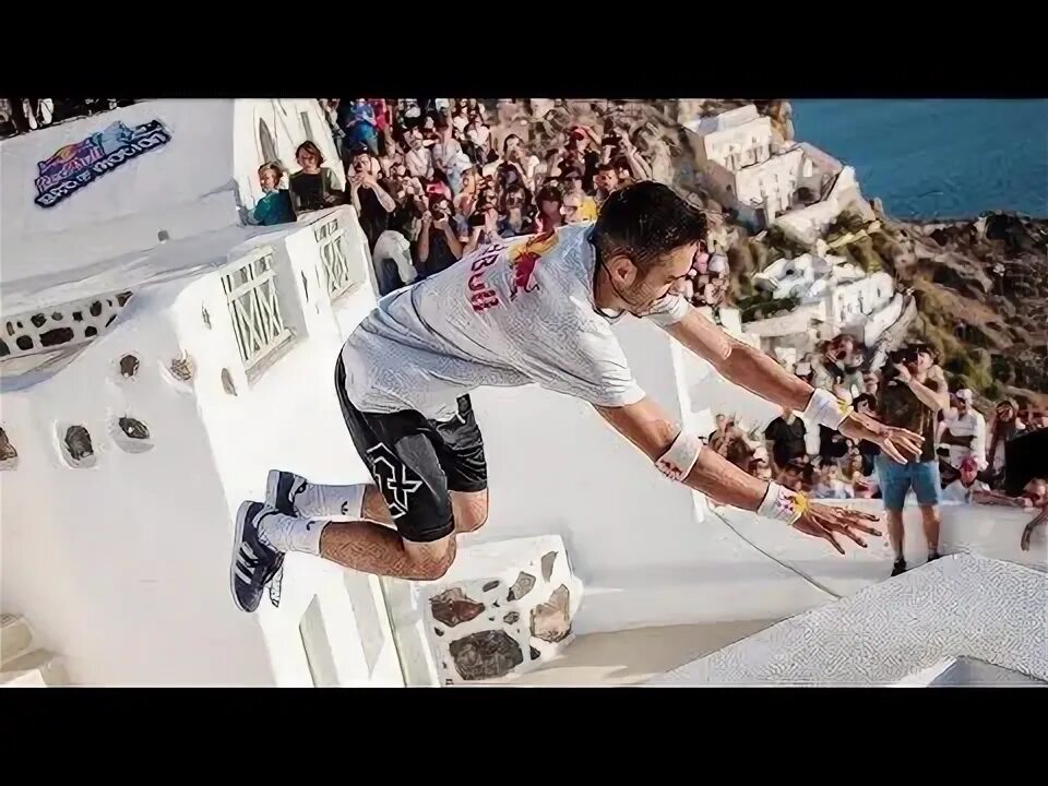Art of motion. Red bull art of motion. ред булл паркур. art of motion электросталь. трикинг соревнования.