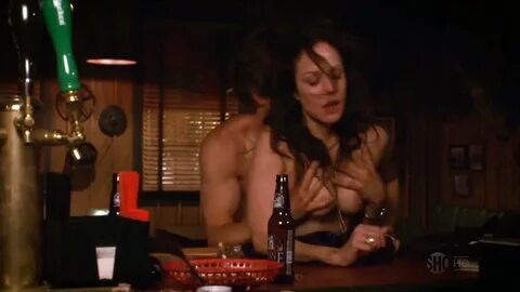 Мери Луис Паркър в WEEDS 