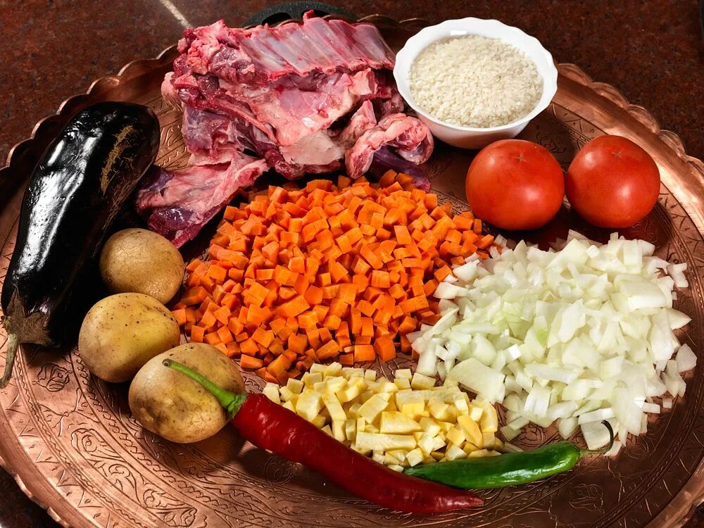 Какие продукты для плова. Национальные блюда узбекистана. продукты для плова. жидкий плов. узбекский плов.