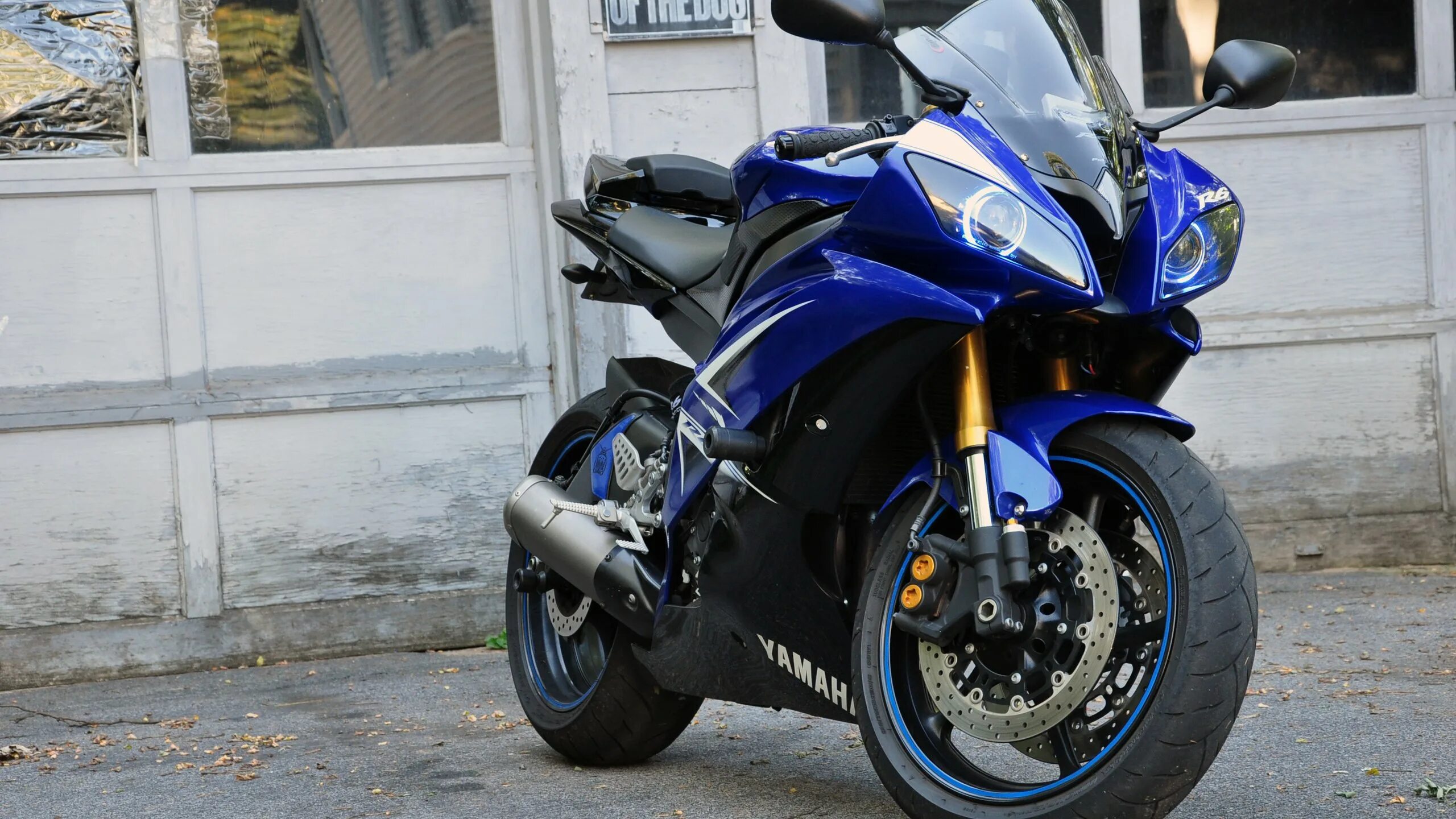 Синий байк. Ямаха р6. ямаха р6 синий. yamaha r6 2014 blue. yamaha r6 темно синий.
