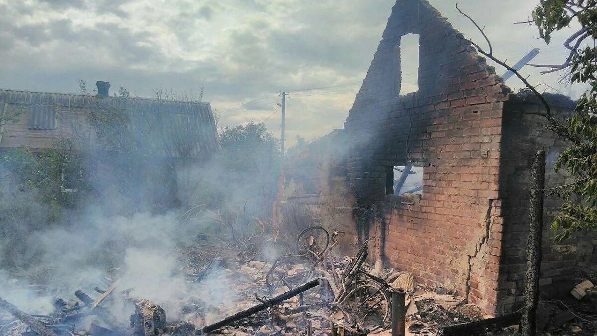 Разрушенный Донецк. Разрушенные города Украины. Разрушенные дома в Донецке.