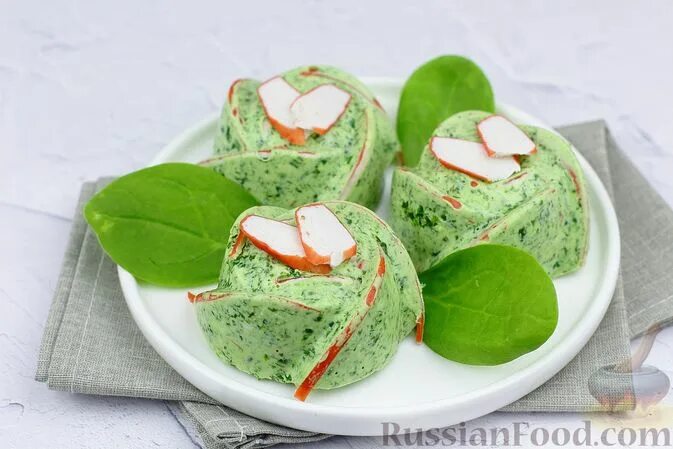Творожный сыр с крабовыми палочками. Гратен из семги с овощами. Мусс из крабовых палочек со сливочным сыром. Мусс из крабовых палочек. Закуска с крабовым мясом.