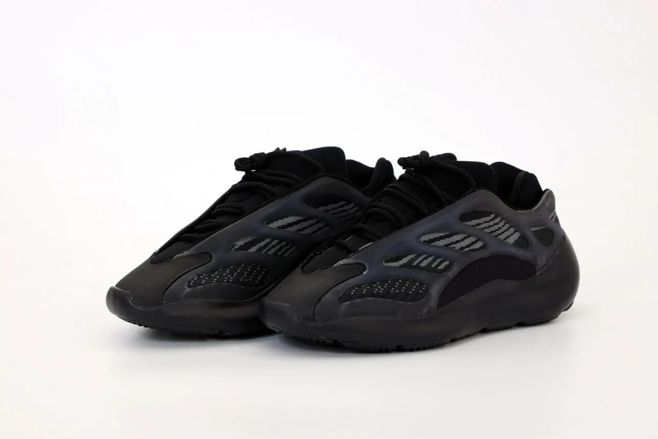 Adidas Yeezy 700 v3 Azael черные. Adidas Yeezy Boost 700 v3 черные. Adidas Yeezy Boost 700 v3. Adidas Yeezy Boost 700 черные. Буст 700 v3