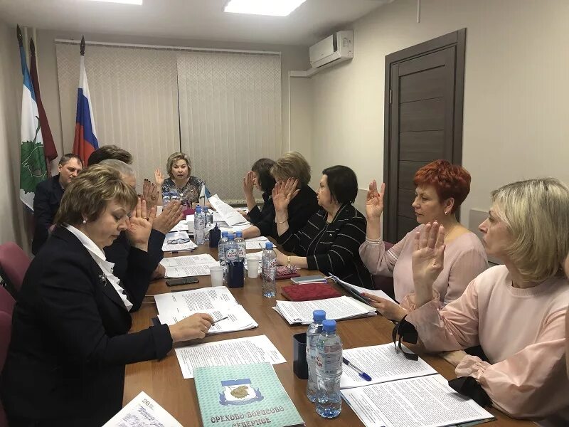 Депутат орехово борисово южное. Начальник овд орехово борисово южное яшкин. Депутаты борисово. Депутаты борисово. Депутаты борисово.
