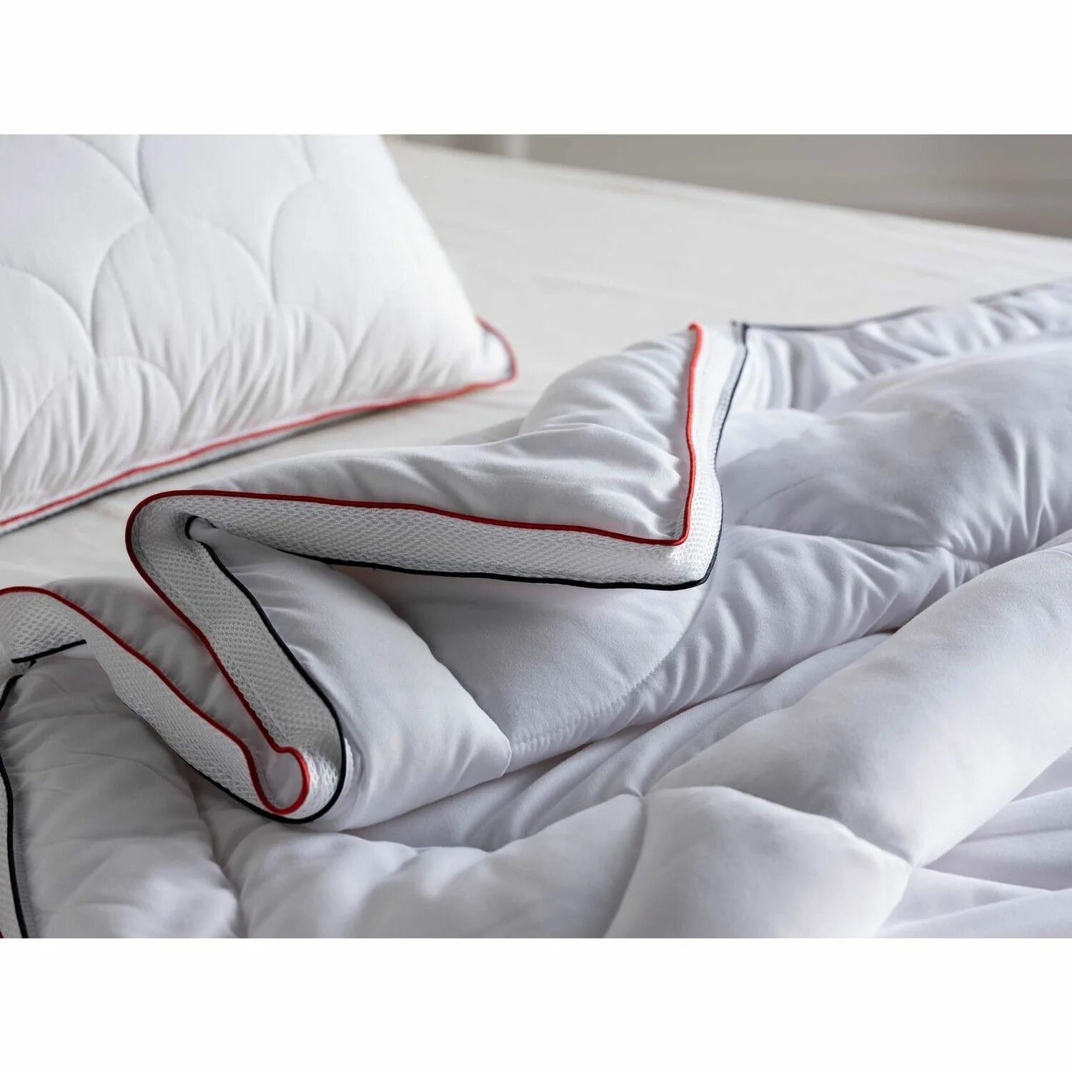 Фото подушки фирмы ананас. Pearlmax comfort aloe. Ozdilek плед. Одеяла и подушки турция беллона. Комплект одеяло и 2 подушки.