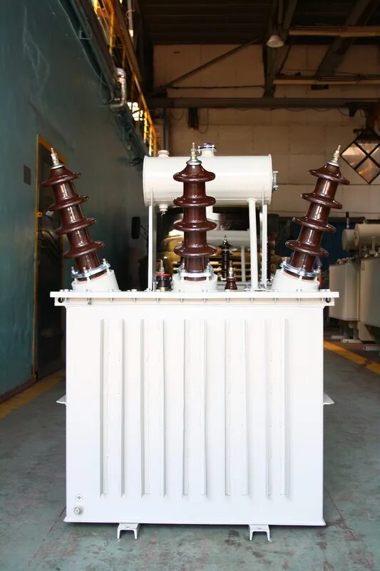 4. Металлическая буква е трансформатор. 1500 трансформатор. Тяговая подстанция 3,3 кв. Трансформаторные пластины ш32.