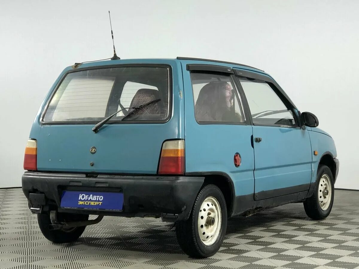 Сравнение Peugeot 108 и Lada (ВАЗ) 1111 Ока по характеристикам, стоимости покупк