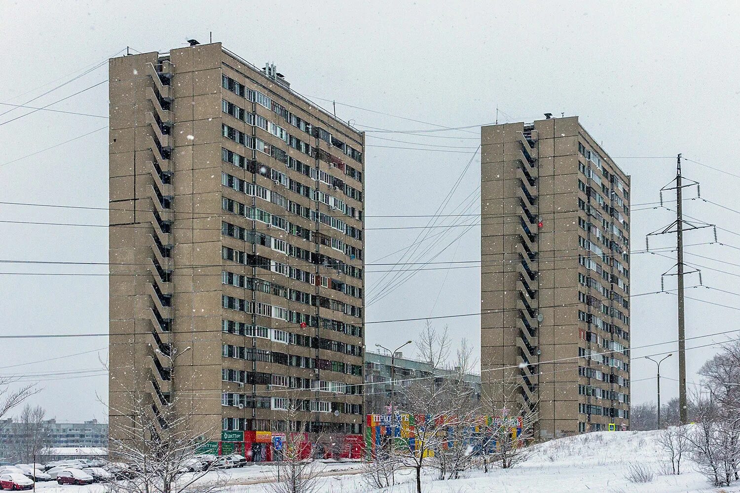 Входим в стари 1 ый дом. Тольятти Майский 13. Майский проезд 13 Тольятти. Майский проезд 15 Тольятти. Шестнадцатиэтажки в Тольятти.