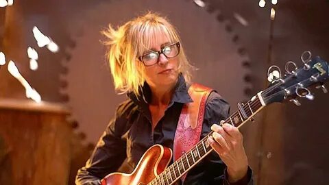 Cindy lee