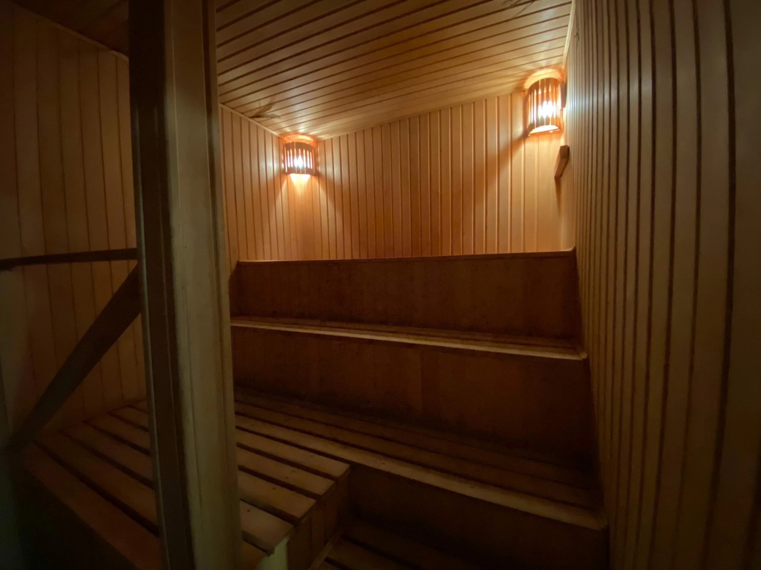 Баня 1 липецк. Баня на университетском липецк политехническая. Баня на университетском липецк. Баня на университетском, тверь. Сауна долина томск мечникова 10.